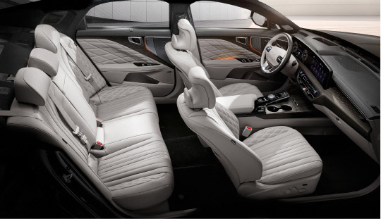 기아 K8 실내.<기아 제공>